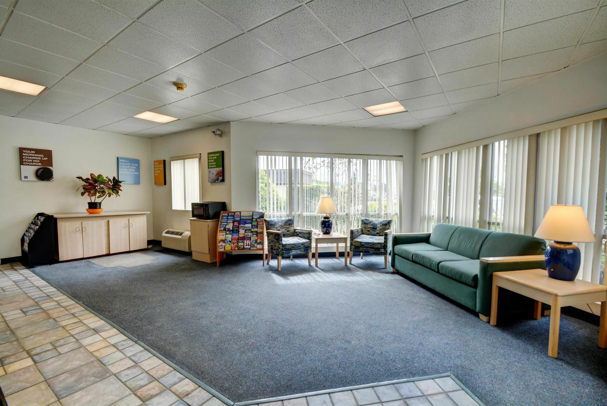 Motel 6-Warwick, Ri - Providence Airport - I-95 Ngoại thất bức ảnh